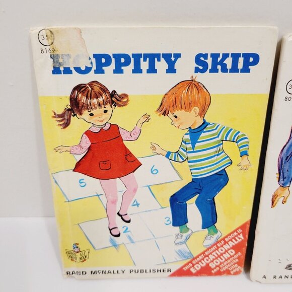 3 Vtg Mini Kids Rand McNally Books Hoppity Skip Policeman Dan Little Toy Train - Picture 2 of 14